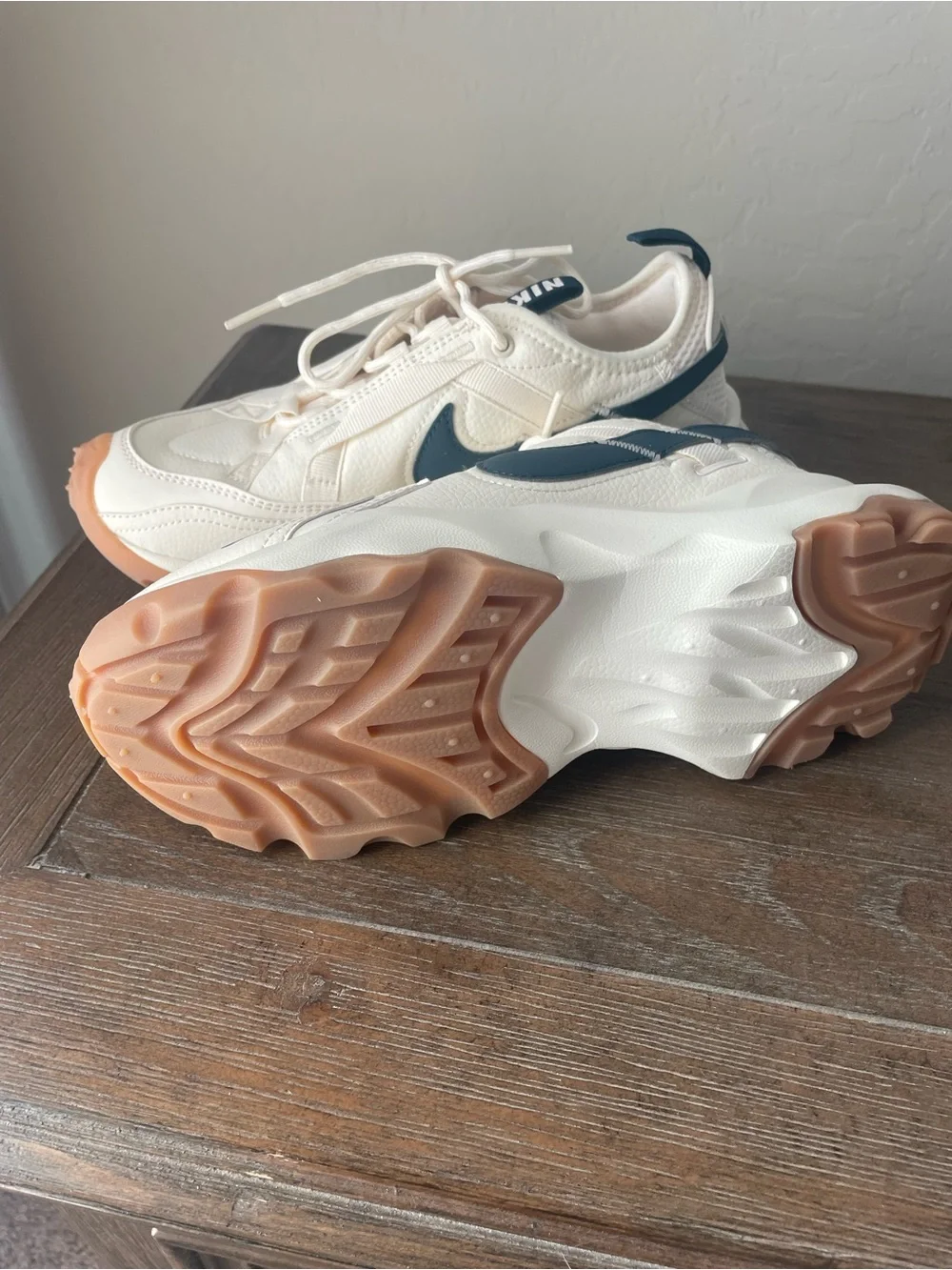 Nike TC 7900 Cream Low-Top Sneakers with Navy Swoosh and Gum Outsole
